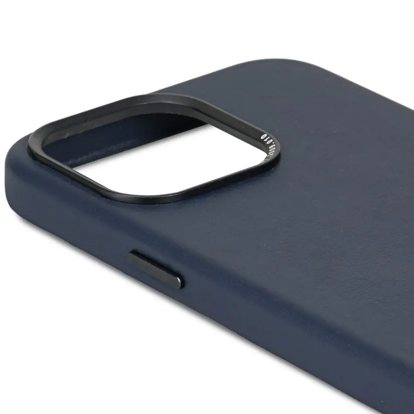כיסוי עור לאייפון 15 פרו מקס כחול Decoded Leather Case thumbnail